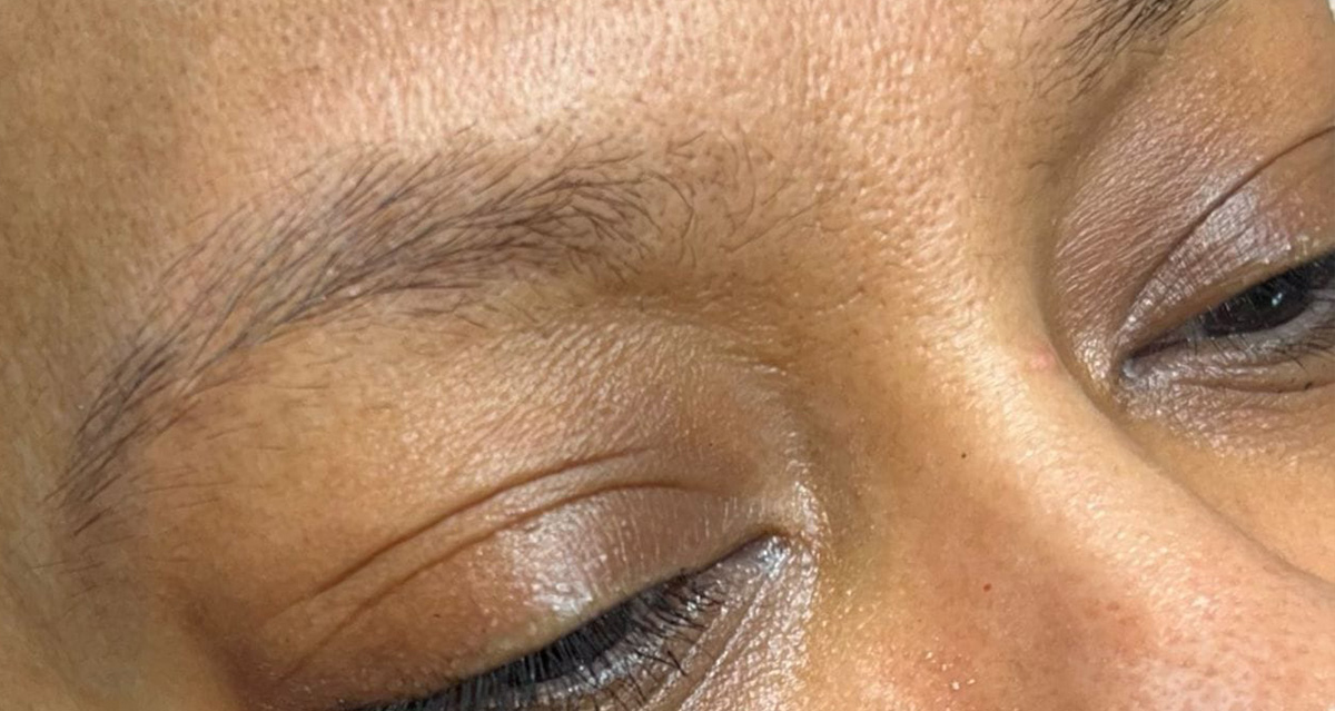 eyebrow-1-a eyebrow-1-a